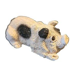 Stone Critter Littles Pig Lying Down Miniature Figurine 1988 2.75 Inches Long
